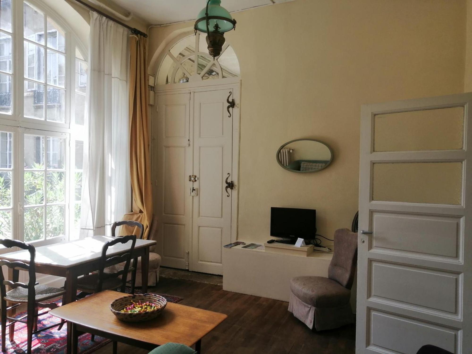 Hotel Particulier Maleteste Dijon Buitenkant foto